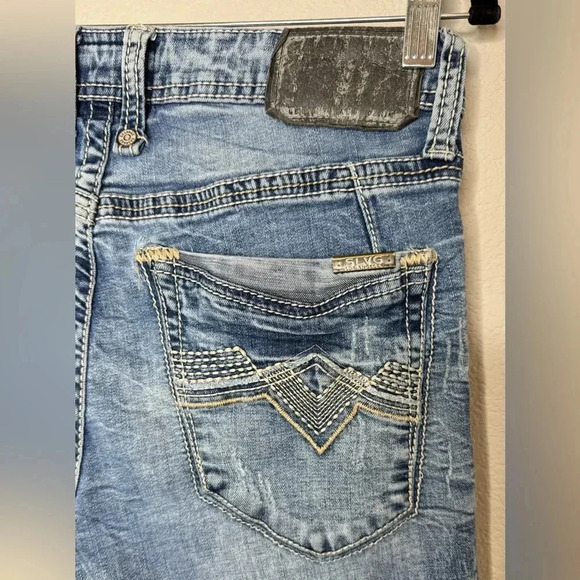 Salvage Distressed Bootcut Embroidered 5 Pocket Men Jeans Size 30x30 - Picture 7 of 13